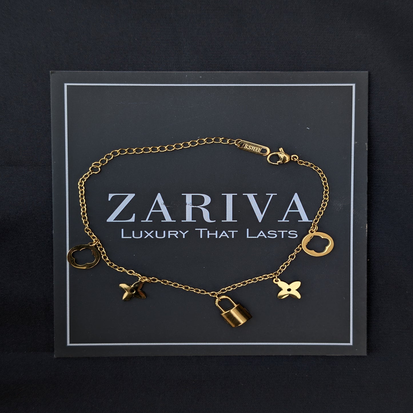 ✨Golden Lock and Clover Bracelet✨