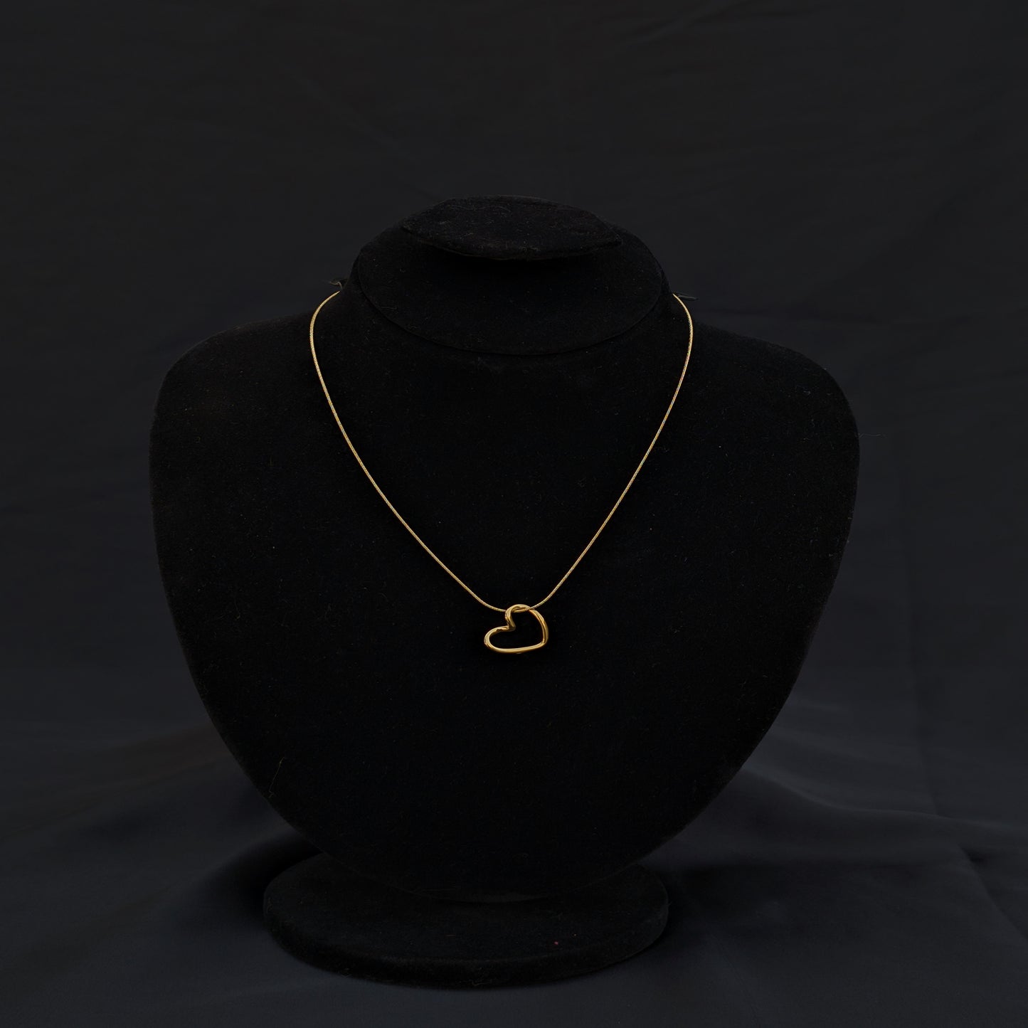 ✨Golden Heart Shape Ring Stainless Steel Necklace✨