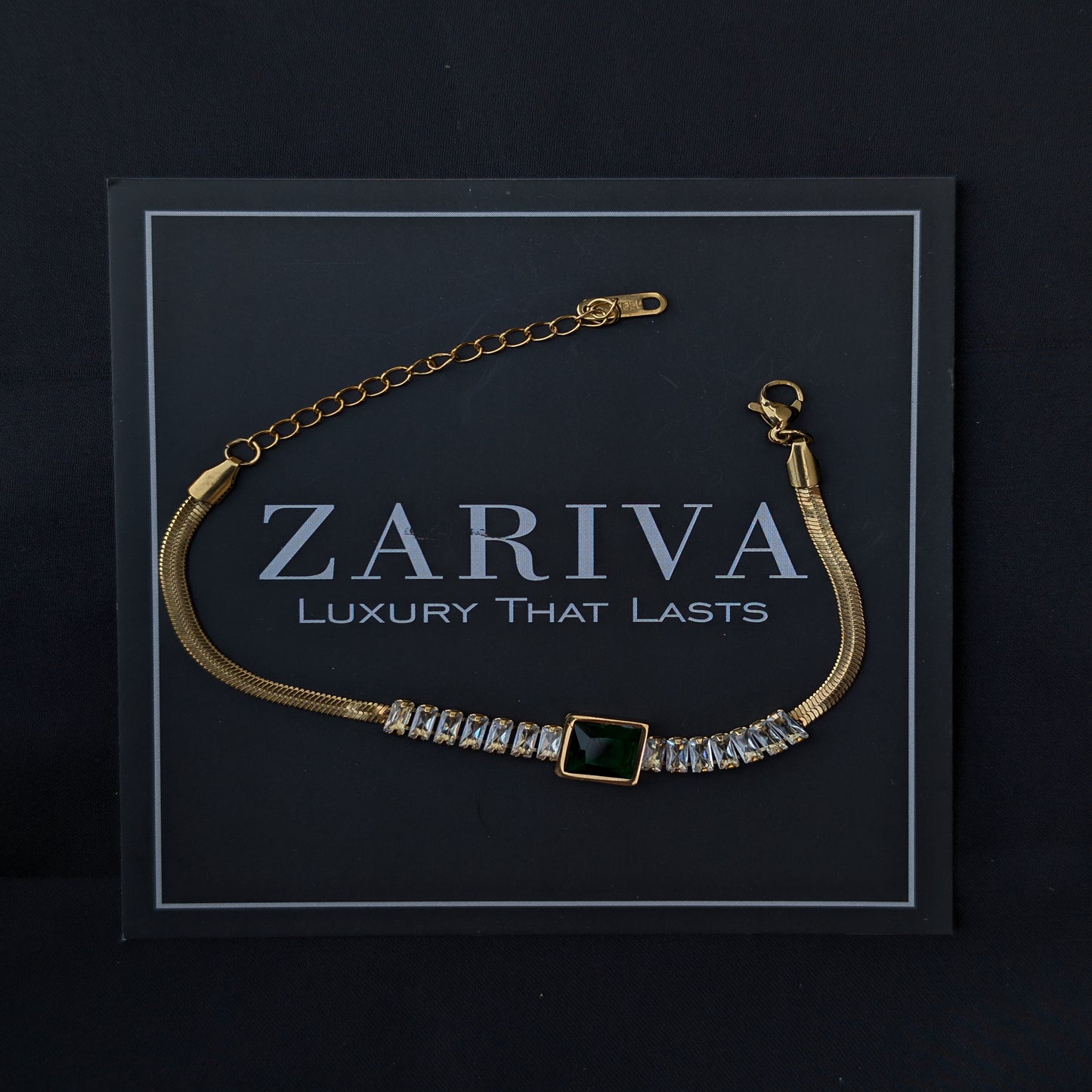 ✨Radiant &amp; White Stones Green Stone Bracelet✨