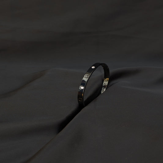 ✨Black Cartier Handcuff✨