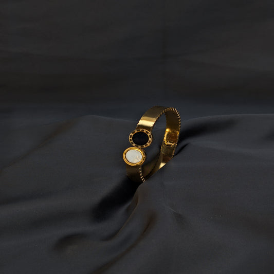 ✨Roman Numbers Handcuff✨