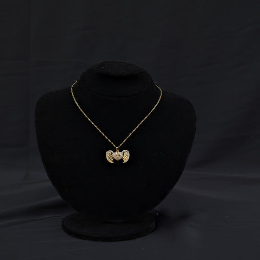 ✨Golden Triple Hearts 💗 Stainless Steel Necklace✨